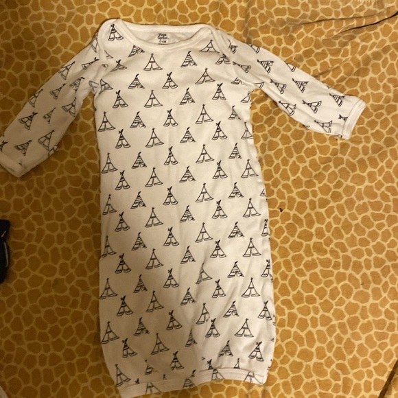 Baby boy clothes, 6-9 mo pants, onesie & pajamas - Picture 5 of 16